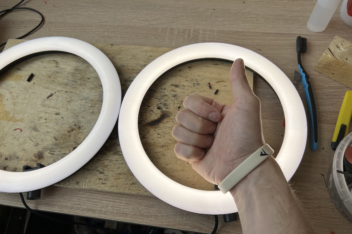 Ring fill light кольцевая лампа со штативом инструкция. Ring fill light кольцевая. Как сделать кольцевую лампу в фотошопе. Что внутри кольцевой лампы. Как поставить кольцевую лампу.