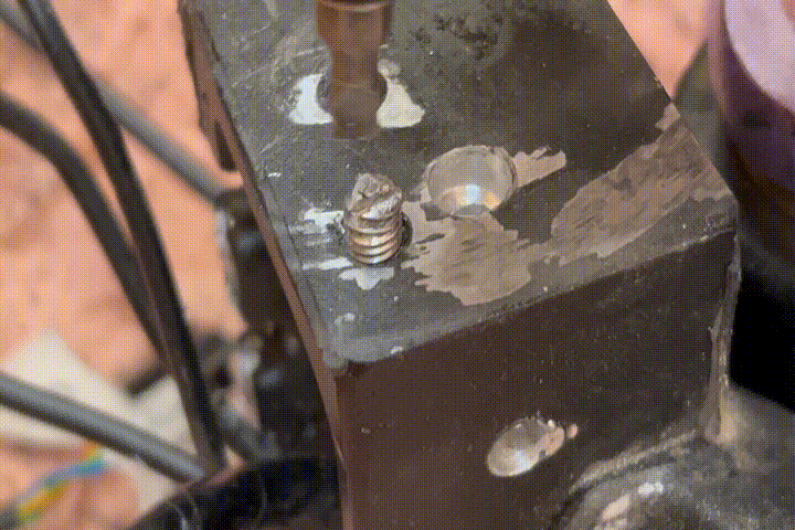 Выкручивание обломыша.