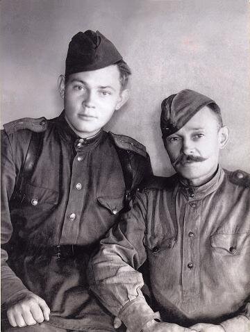 Ионины Марк и Алексей, - фото 1945-го года