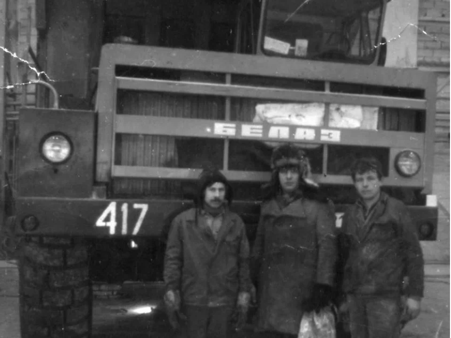 Фото автора с Яндекса. Та же машина в автобазе.