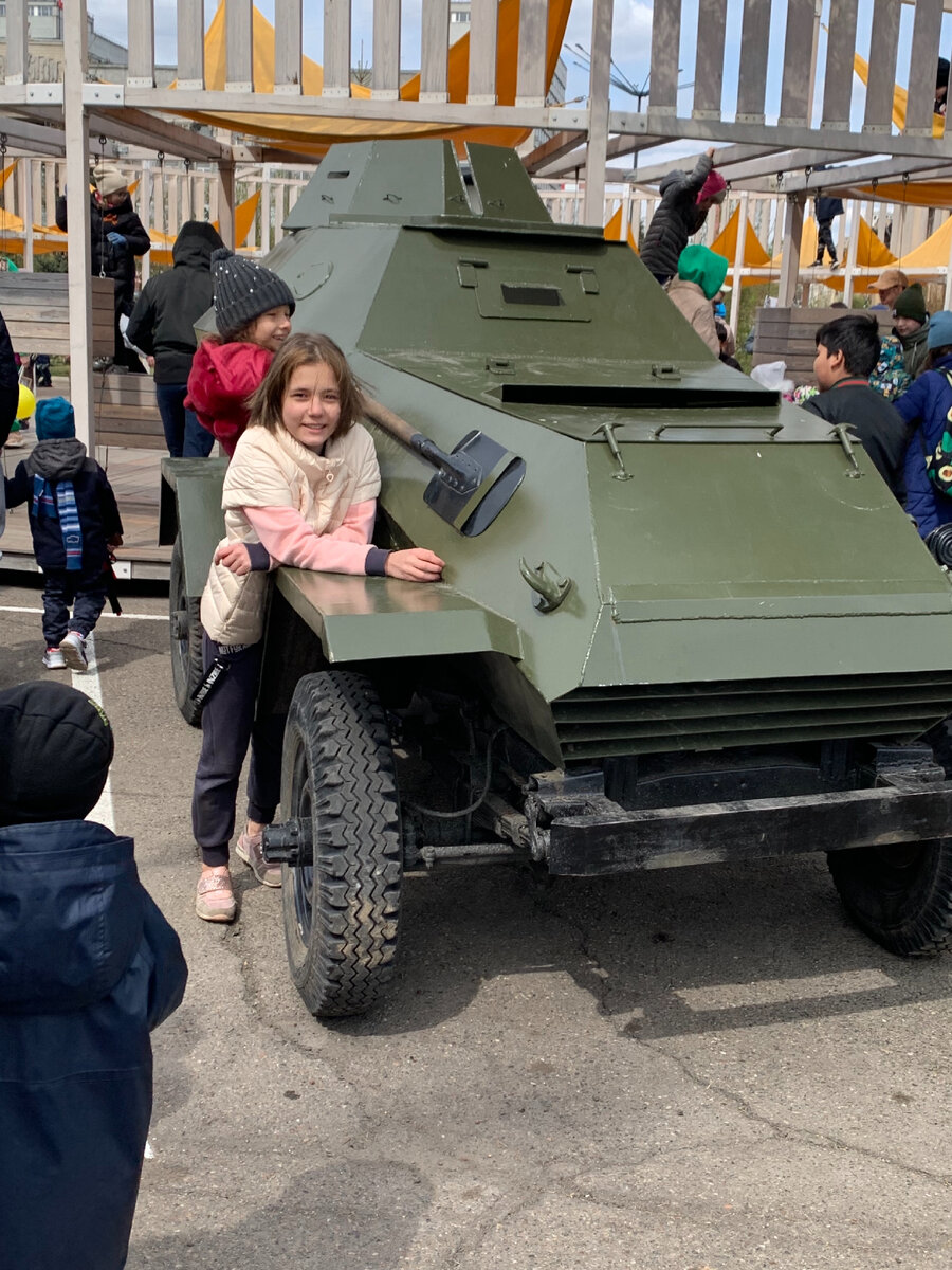 Всю военную технику общупали 
