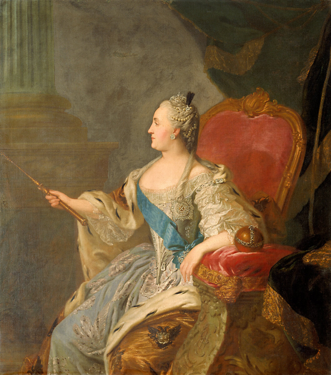 Екатерина после коронации. Портрет авторства Фёдора Рокотова (1763)