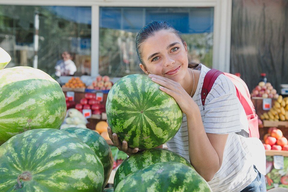     У арбуза не только потрясающий вкус, но и несомненная польза, недаром диетологи рекомендуют разгрузочные дни на арбузе Валерий ЗВОНАРЕВ