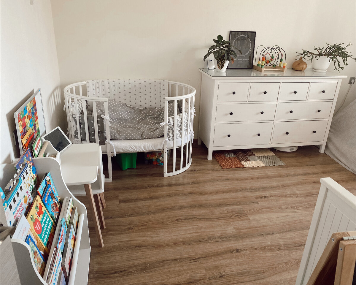 Детская комната со стороны входа