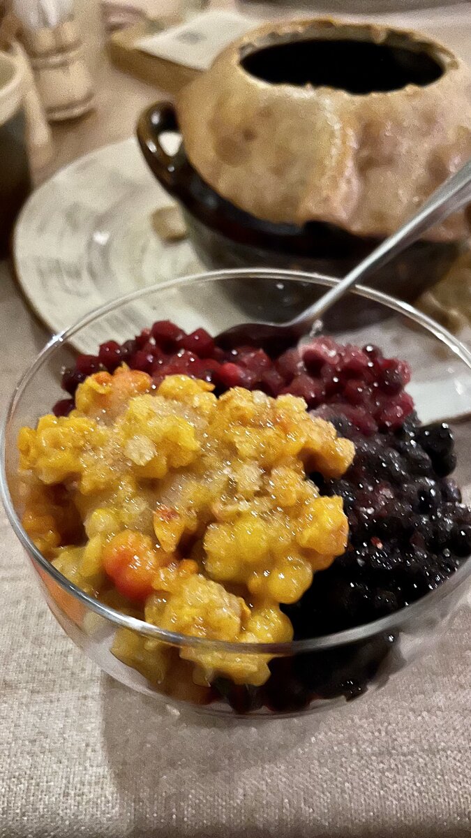 Десерт из ягод