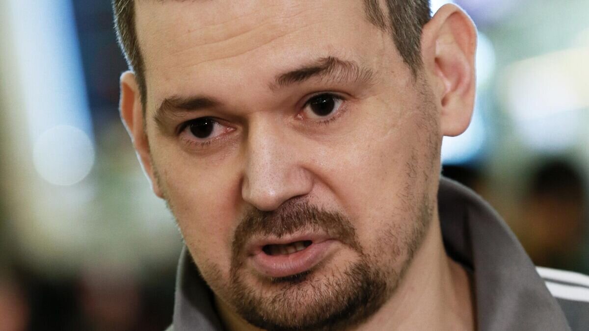    Старший тренер сборной команды России по санному спорту Сергей Чудинов© РИА Новости / Антон Денисов