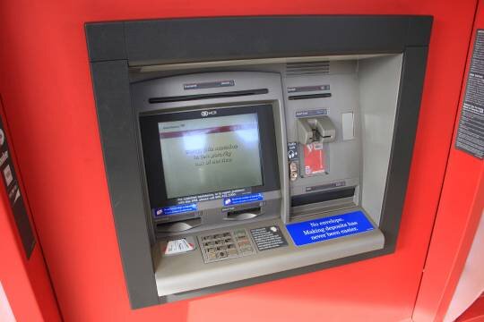    Трое россиян пытались подорвать банкомат с целью ограбления