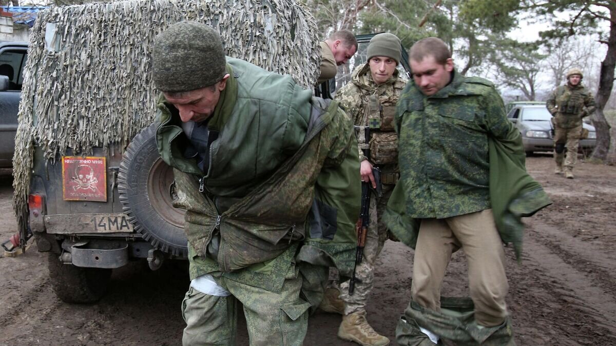    Военнослужащие ЛНР в украинском плену© AFP 2022 / Anatolii Stepanov