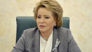   Валентина Матвиенко поручила обсудить систематизацию единовременных выплат мобилизованным Андрей Севостьянов