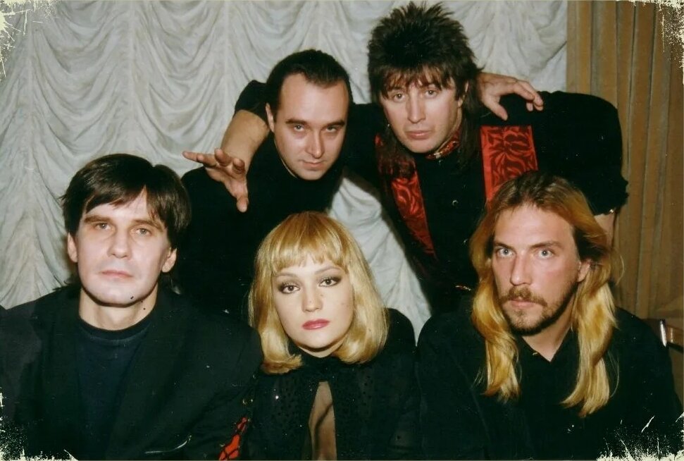 Вместе с Тагриным они прожили 10 лет, и именно своему мужу Таня Буланова была во многом обязана своим успехом на сцене.