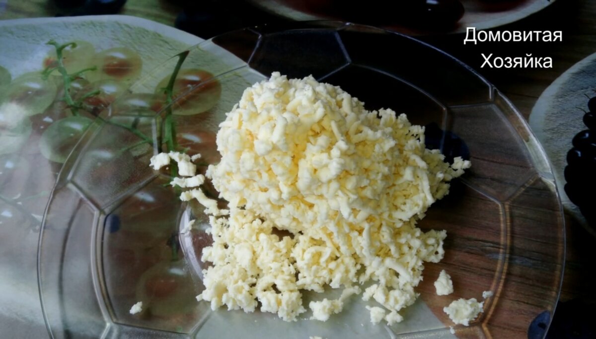 Мягкий, натёртый сыр (фото автора) 