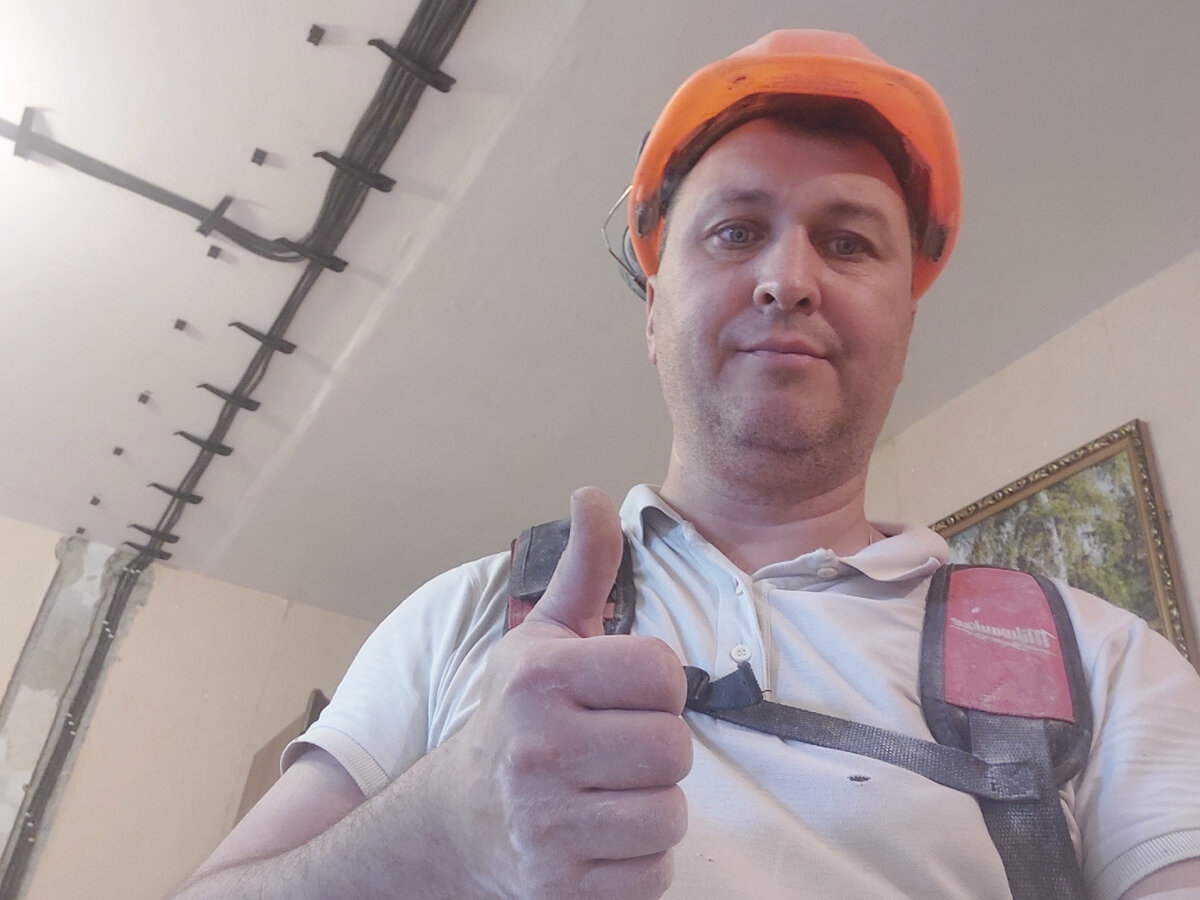 Проложил линии розеток