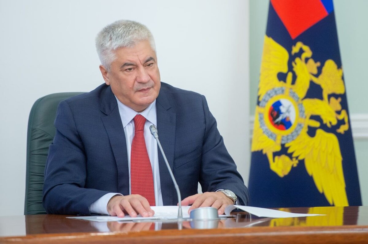  📷    Министр Колокольцев вручил награды сотрудникам полиции из Оренбургской области Марина Шарт