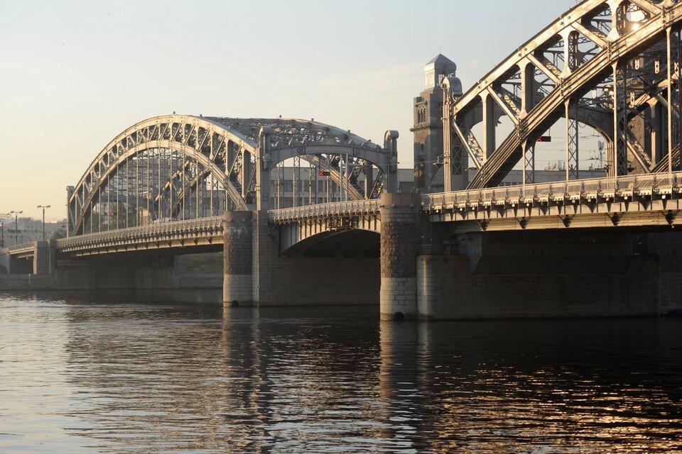     Мосты не будут разводить с 4 на 5 ноября Юлия ПЫХАЛОВА