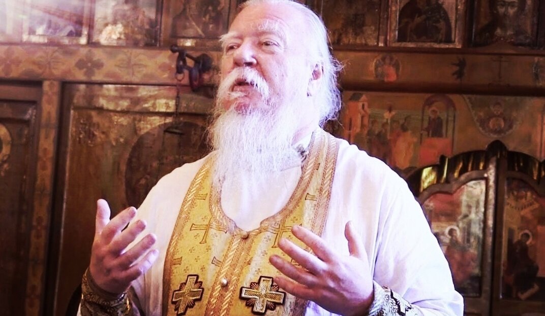 Димитрий Смирнов (07.03.1951 — 21.10.2020 гг.) — протоиерей, церковный и общественный деятель, проповедник, миссионер.