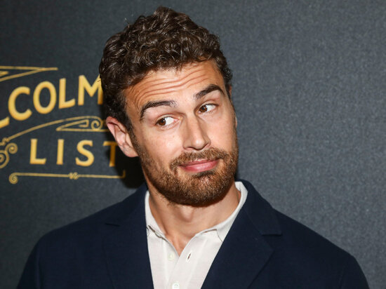     Тео Джеймс / AP