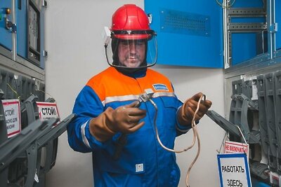    Энергетик Подмосковья за работой © Сайт Министерства Энергетики Московской области