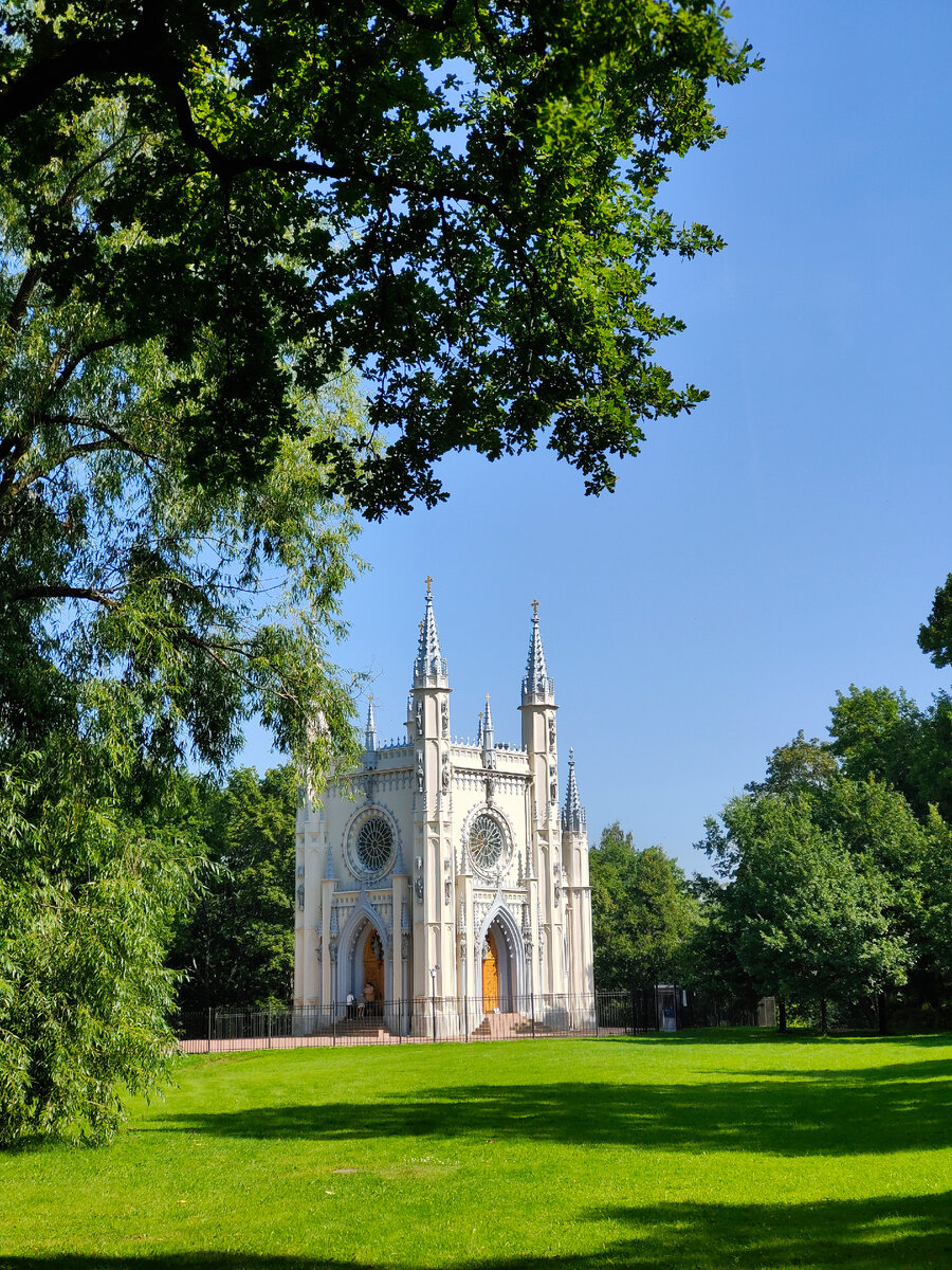 Готическая капелла