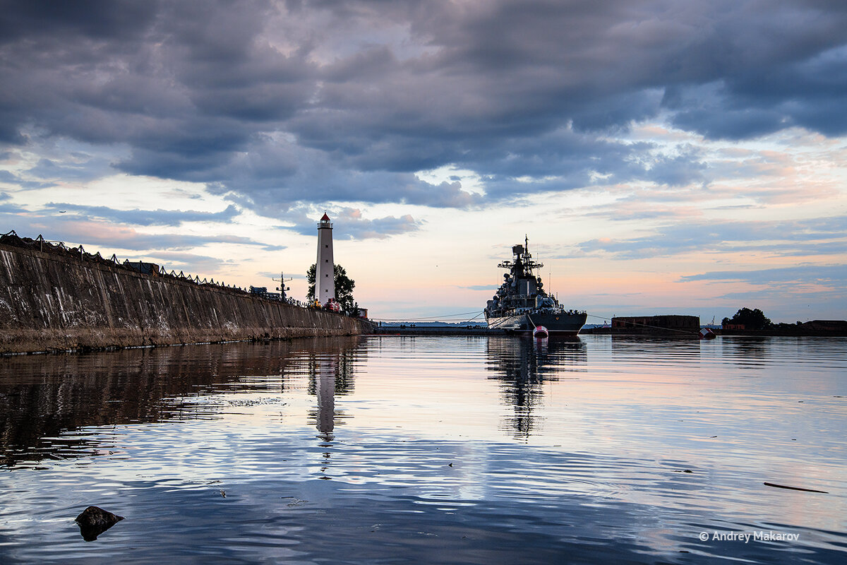 Кронштадт отец любил до конца свей жизни... Яндекс картинки. 