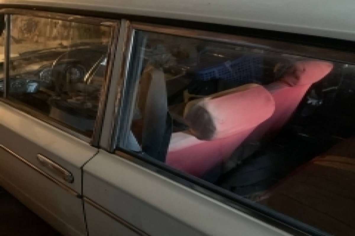    В Назарово двое парней на день рождения попытались угнать авто