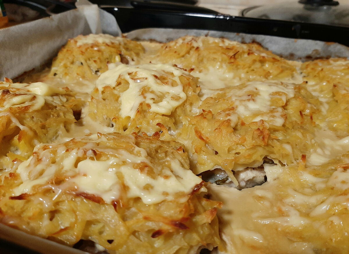 На противне