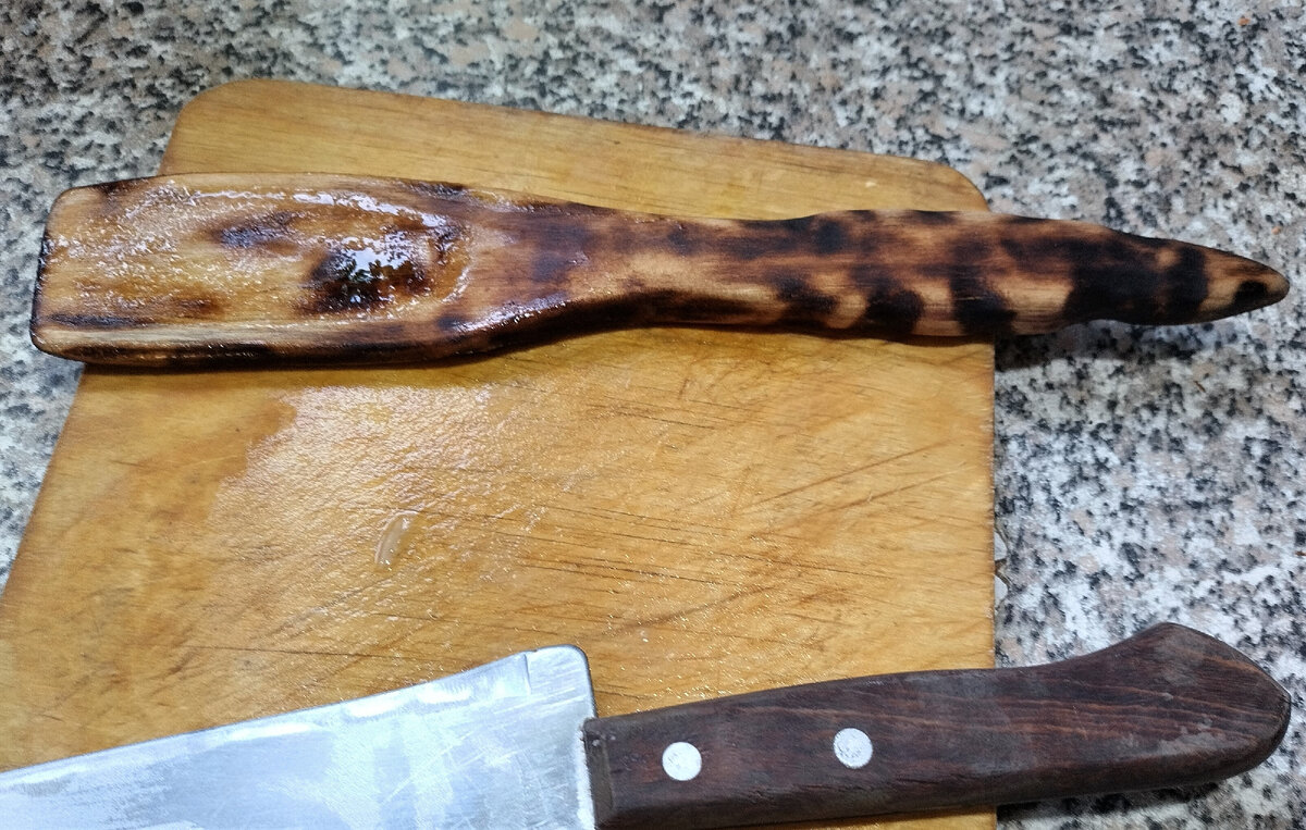 И ручка фигурная, и не широкая - все, как я люблю!