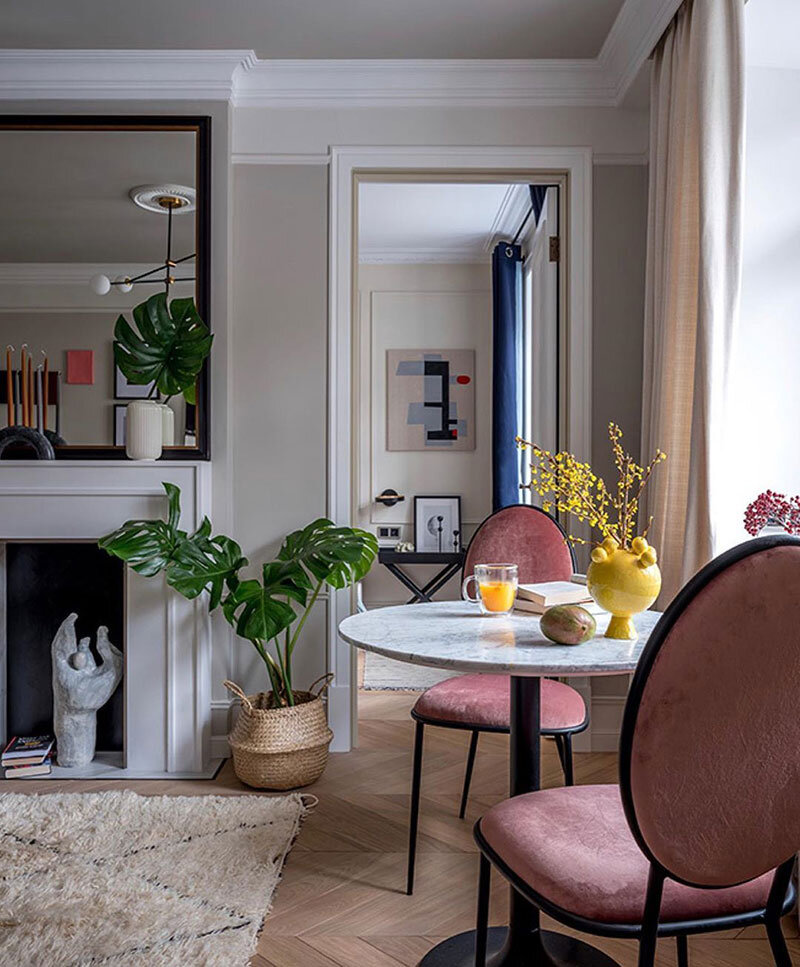 Ярко и стильно. Авангардный, эстетичный интерьер в старой хрущевке с низкими потолками