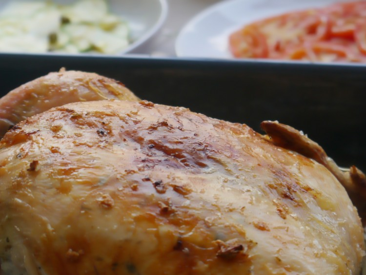 Курица на соли в духовке — просто, быстро, безумно вкусно. Самый лучший рецепт в мире!