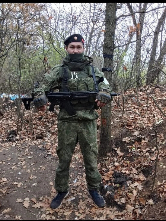     В Астраханской области сегодня прощаются с погибшим бойцом / Соцсети