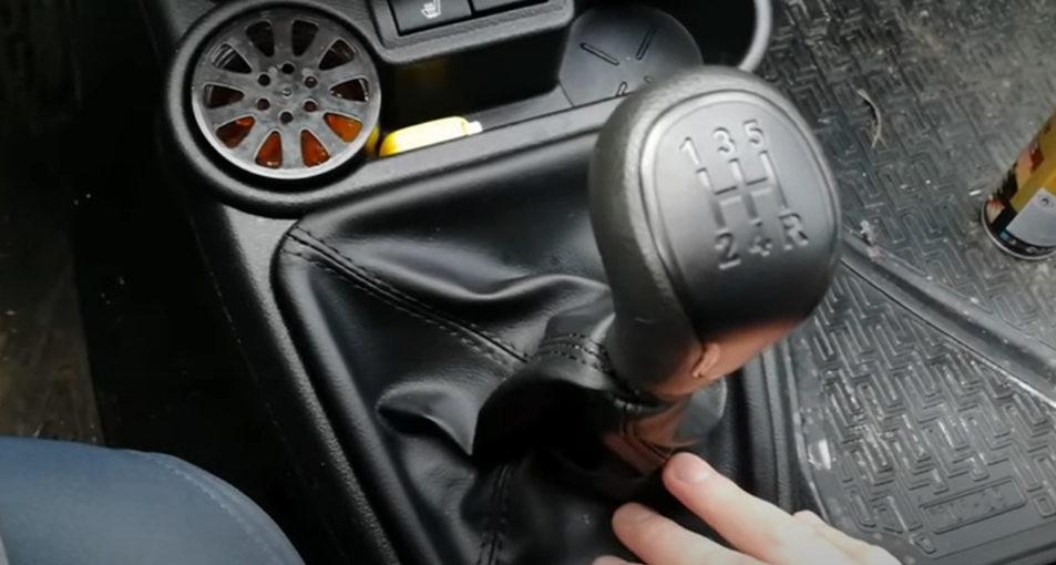 Ручка КПП от люкса + смазка механизма - Lada Гранта (2G) FL, 1,6 л, 2020 года тю