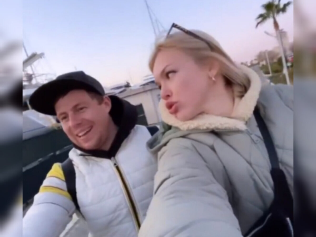 Настя Петраковская в Турции со своим парнем. Источник: соцсеть