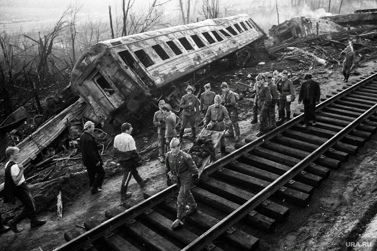 1974 год железная дорога. ЖД катастрофа Улу Теляк 1989. Аша Улу Теляк Железнодорожная катастрофа. Башкирия 1989 Железнодорожная катастрофа.