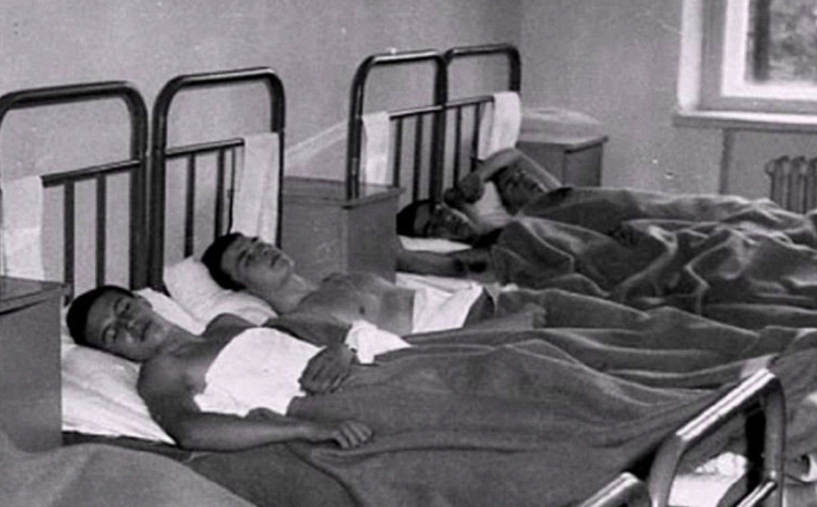 Спать хотелось везде и всегда... 