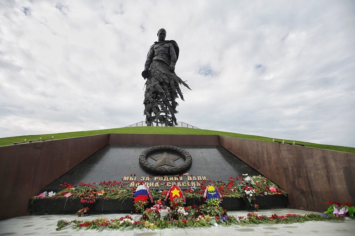 Ржевский мемориал советскому Солдату