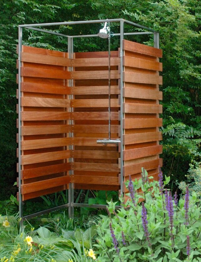 Летний душ это сезонное сооружение (фото взято из открытых источников)