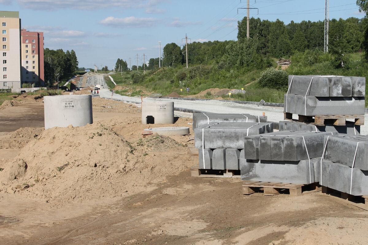 Партия «Единая Россия» берёт под собственный контроль ремонт дорог, проверяя эффективность расходования муниципальными чиновниками дополнительных 278 миллионов рублей.