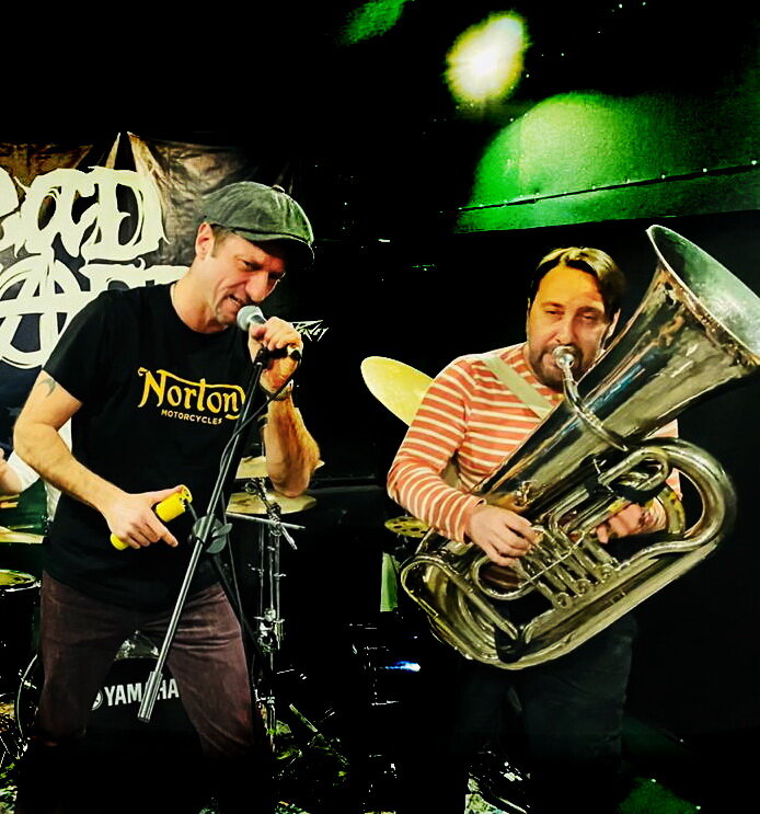 POPoff RADIO на клубной сцене