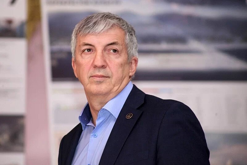 Хизри Абакаров 