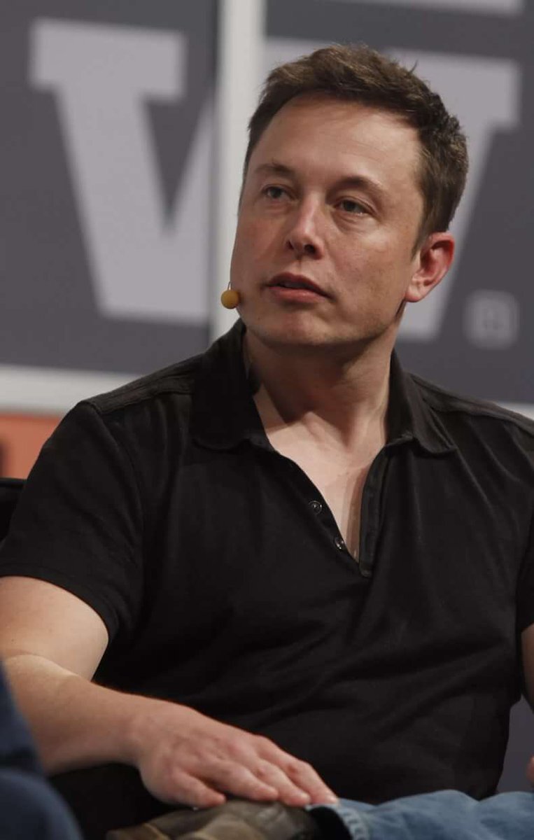 Elon musk 1990. Илон макс лет. Илон маск фото 2015. Илон маск портрет. Илон маск.