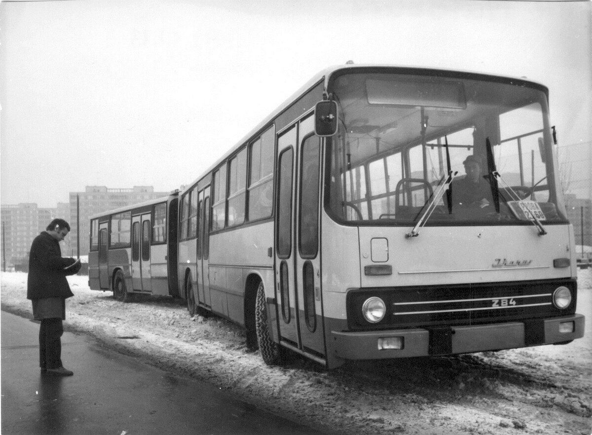 ▲ Испытания тяговых характеристик автобуса в условиях заснеженной дороги /// Архив Ikarus