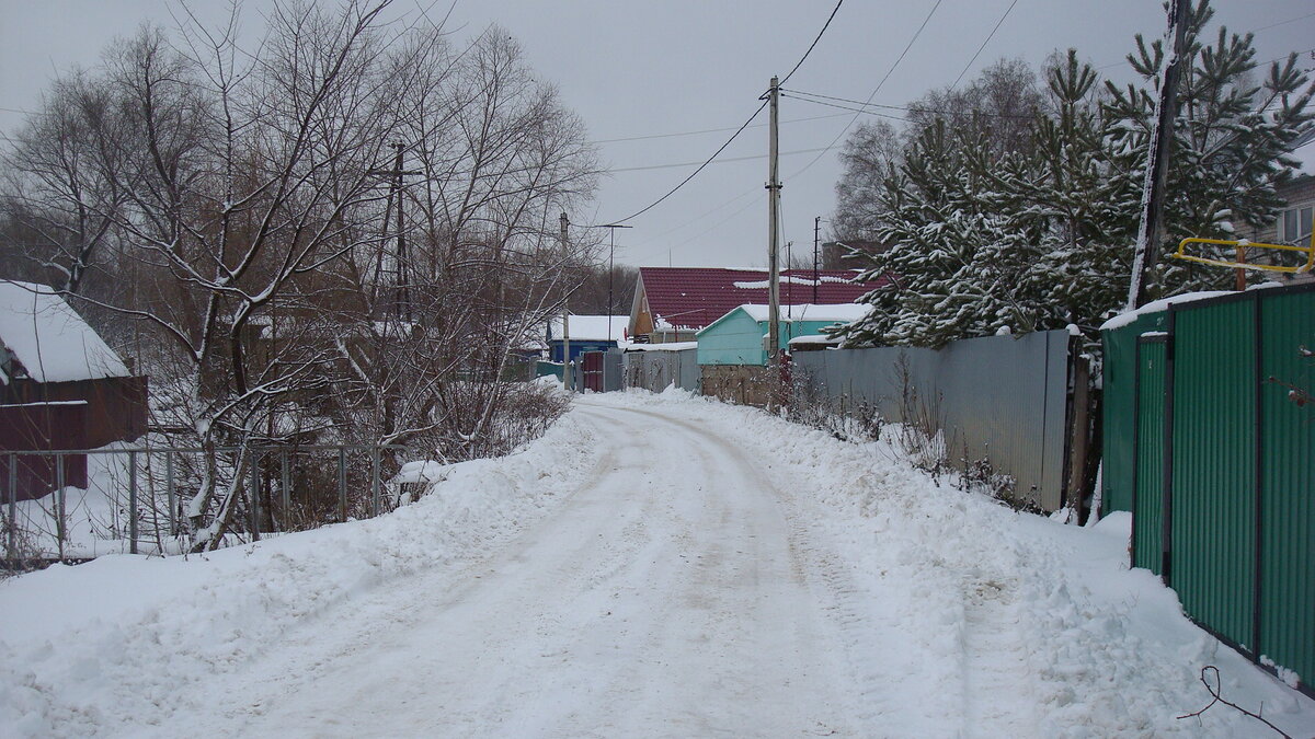 По улице