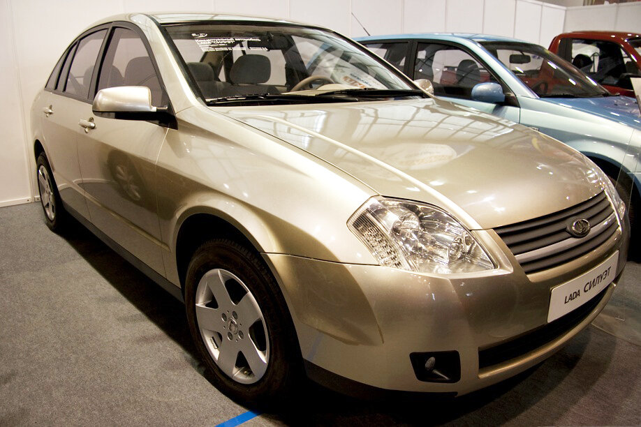 Лада Силуэт - 2004 года (Wikipedia.org)