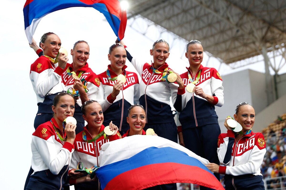 Олимпийские чемпионы фото. Команда России по синхронному плаванию Рио 2016. Синхронное плавание сборная России. Синхронное плавание сборная России олимпиада. Сборная России по синхронному плаванию.