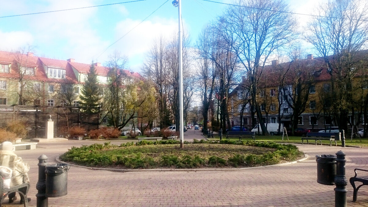 Вот так он выглядит на первый взгляд.