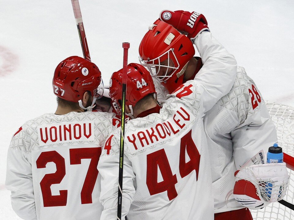     Россия победила Данию со счетом 2:0  REUTERS