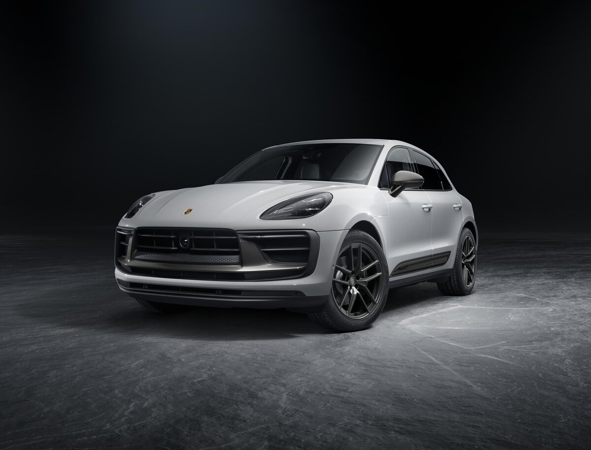 Porsche Macan T узнают по темно-серым вставкам по кругу