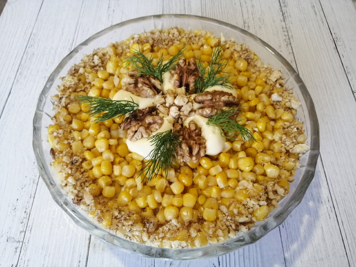 Салат курица с черносливом и грецким орехом — рецепт с сыром