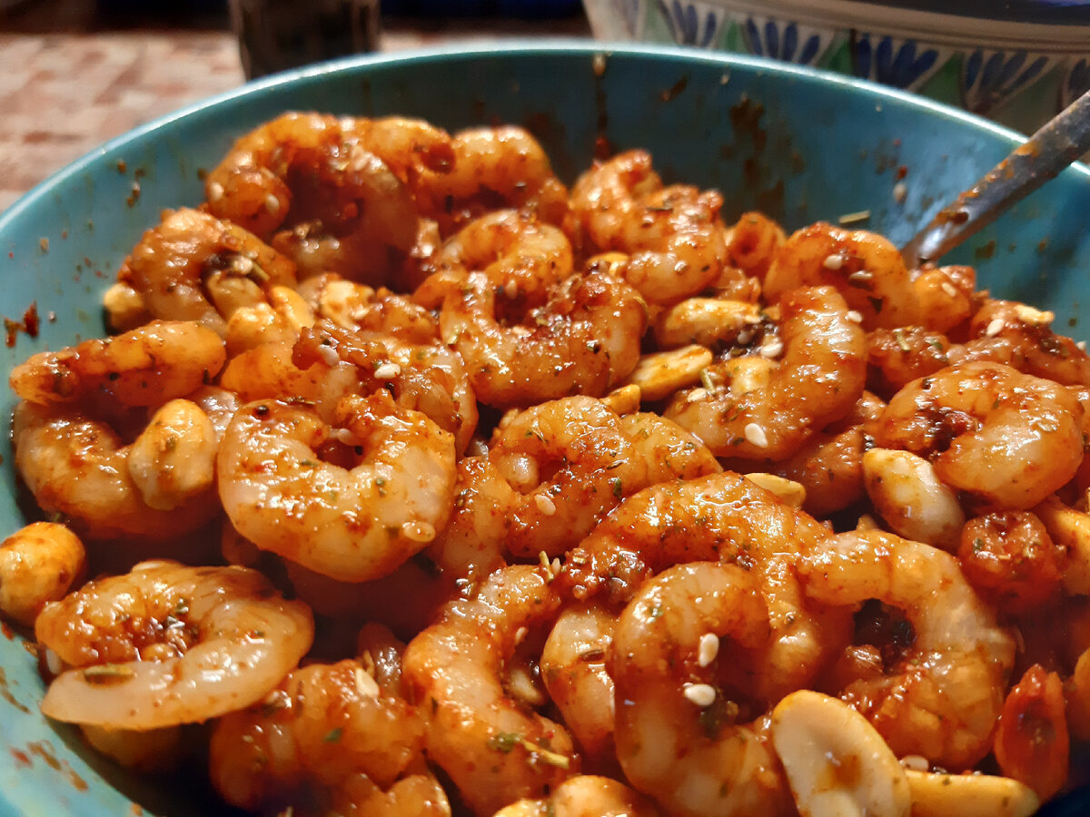 Как учит Lean - распараллеливай процессы, пока креветка отмачивается в соусе с арахисом, можно делать всё остальное.