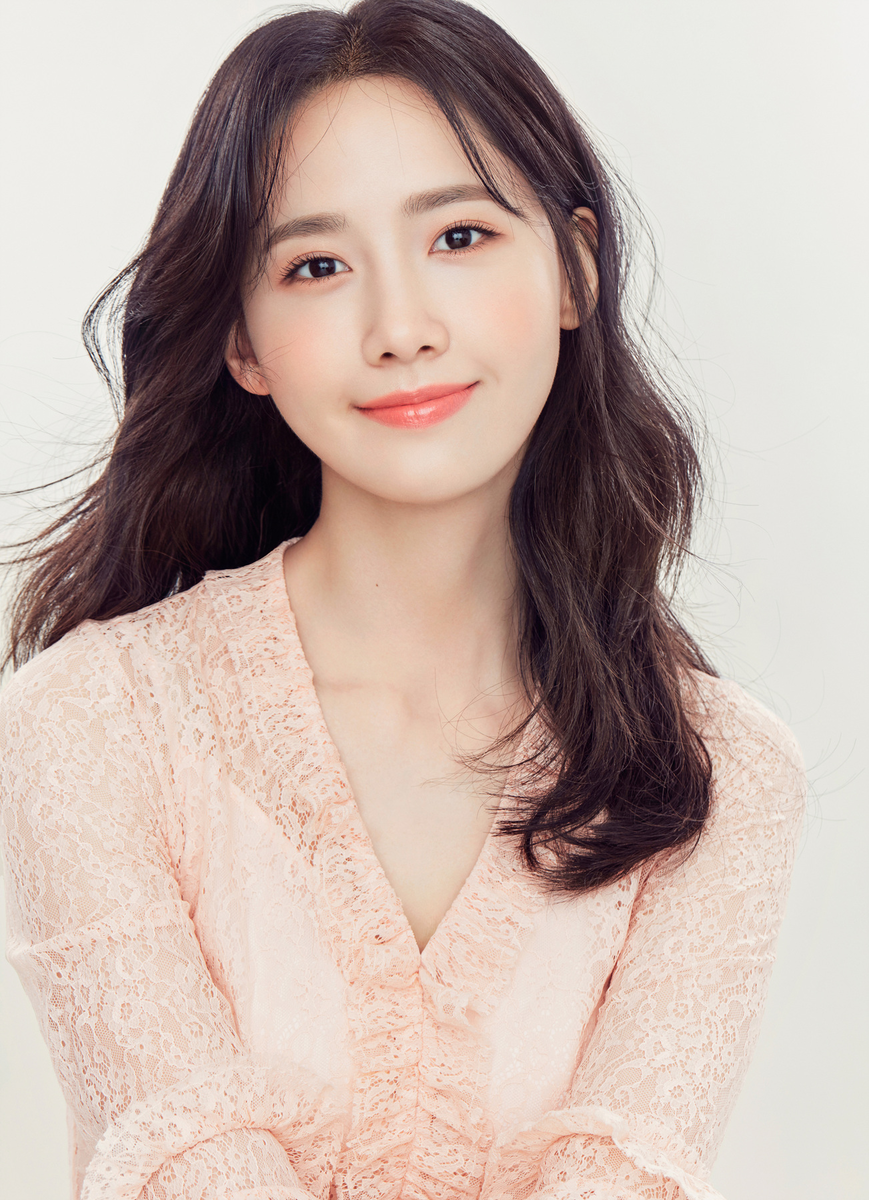 Им юн а. Yoona. Im Yoona. Im Yoon Ah. Юна корейская актриса.