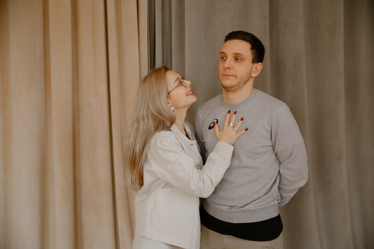 Вечно недовольный муж